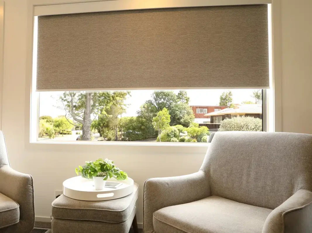 roller blinds fitting